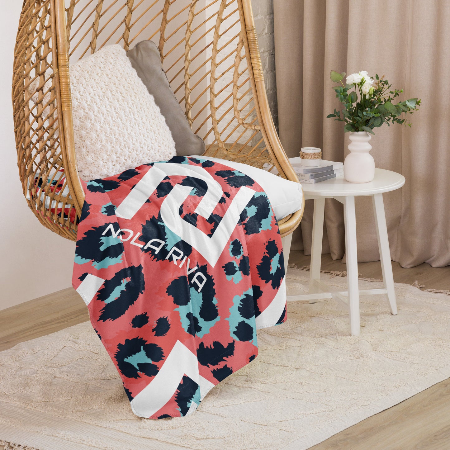 NolaRiva Sherpa blanket