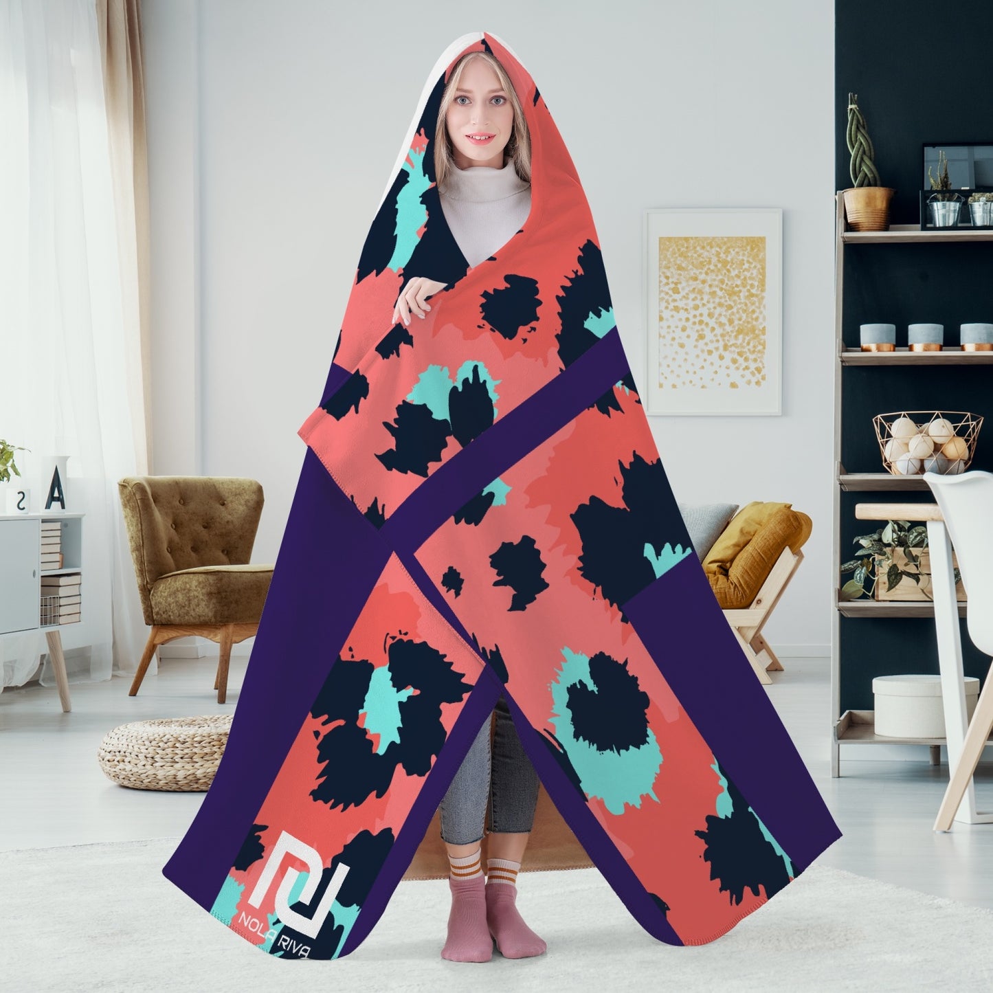 NolaRiva 320. Casual Dual-Sided Stitched Hoodie Blanket